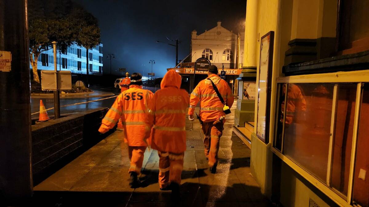 SES spent last night doorknocking residents and people in evacuation areas of what to do. Picture: Lismore SES