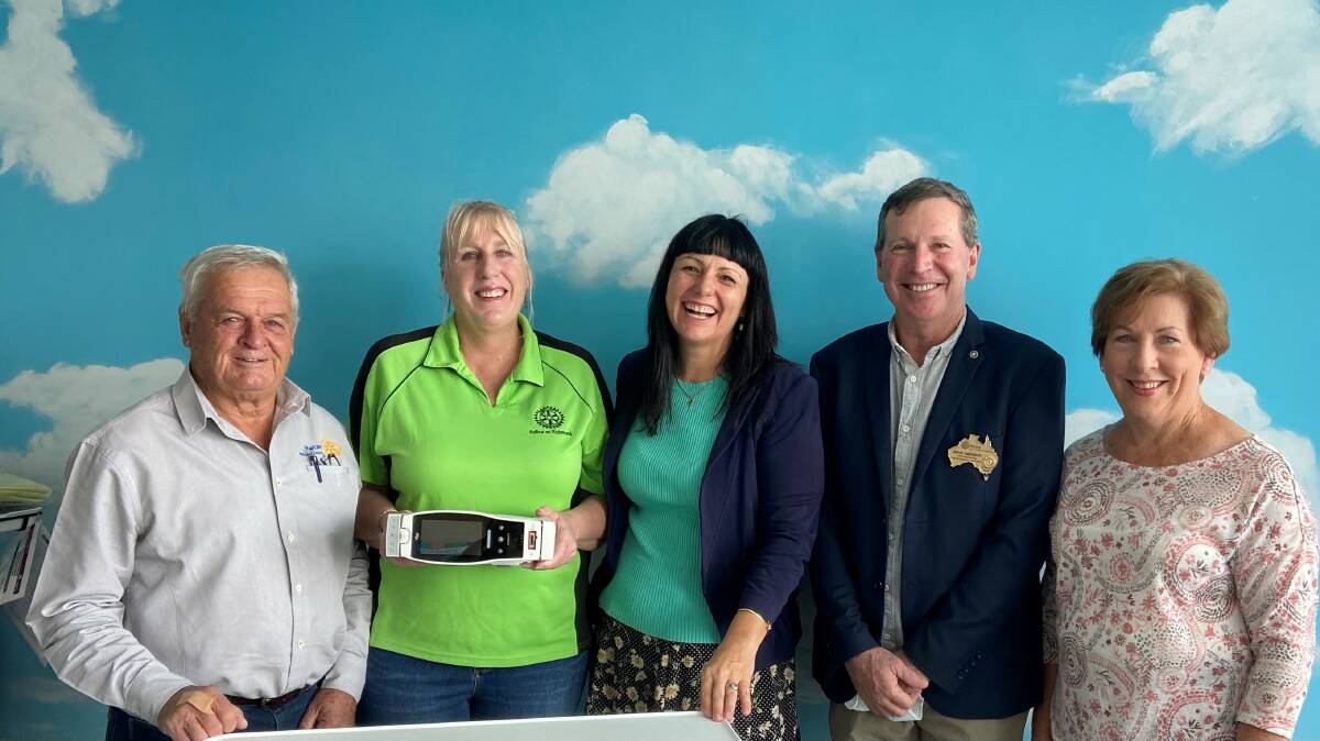 Rotary Club of Ballina on Richmond members Col Lee, Jodie Shelley, Our Kids Fundraising Coordinator Rebekka Battista, incoming Rotary District Governor Dave Harmon, and Rotary Club member Julie Lee. Picture supplied