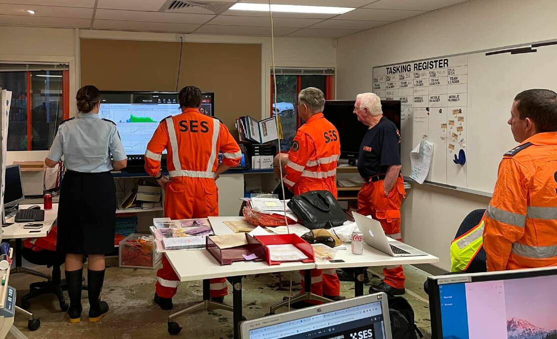 Weather briefing with BoM representatives, NSW SES Lismore City Unit flood intelligence officers, and #NSWSES State HQ. Picture: Supplied