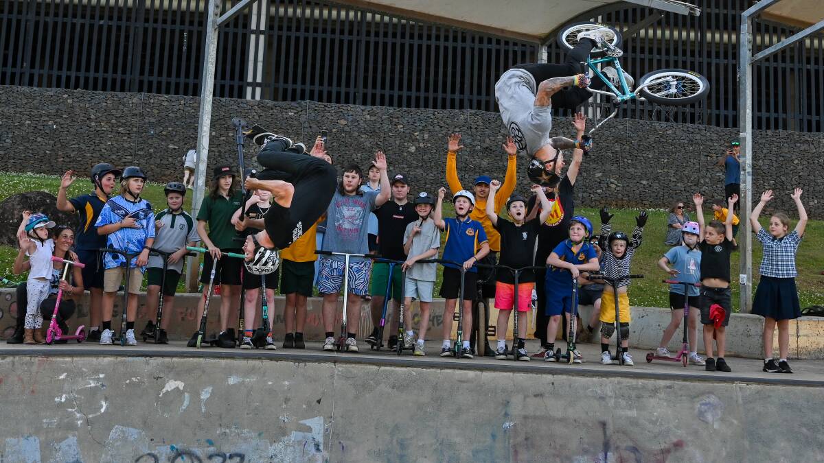 Nitro World Games stars Ryan Williams and Logan Martin entertain the fans at GSAC skatepark. Picture by Cathy Adams