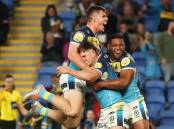Gold Coast have ended Manly's chances of playing in the NRL finals with a 44-24 victory. (Jason O'BRIEN/AAP PHOTOS)